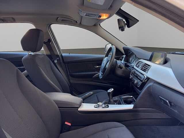 BMW Serie 3 318d Touring Business Advantage