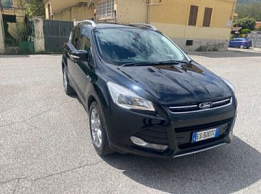 Ford Kuga 2.0 TDCI 140 CV 4WD Titanium
