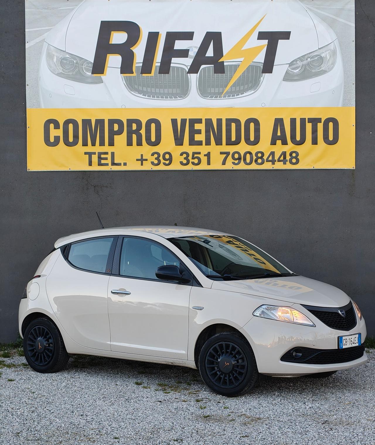 Lancia Ypsilon 1.2 69 CV 5 porte GPL Ecochic Monogram