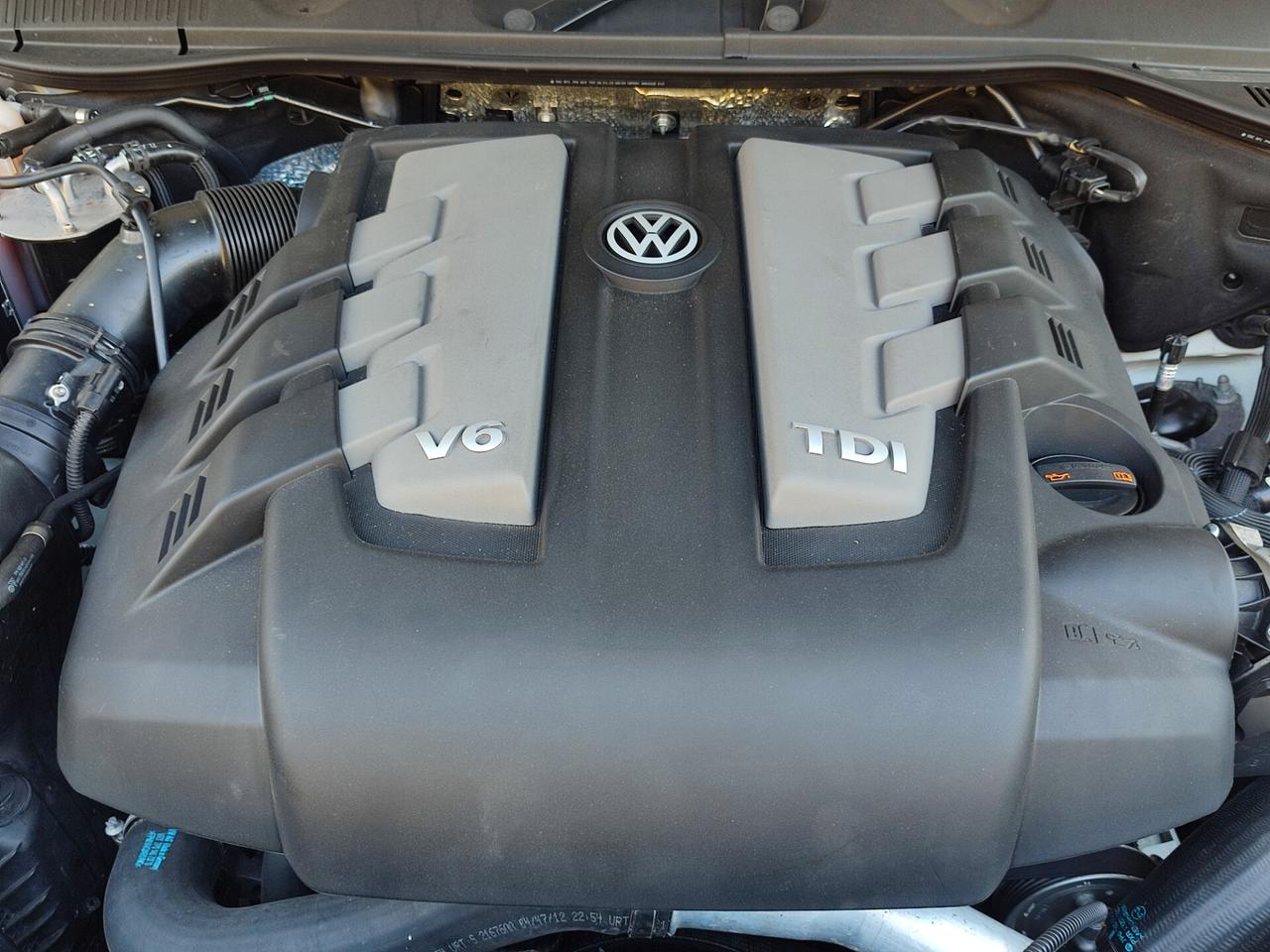 VOLKSWAGEN TOUAREG TDV6 FULL OPT NUOVA IN TUTTO UNICA