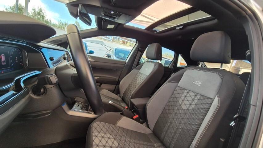 Volkswagen Taigo 1.0 TSI 110 CV R-Line (TETTO APRIBILE) - 2022