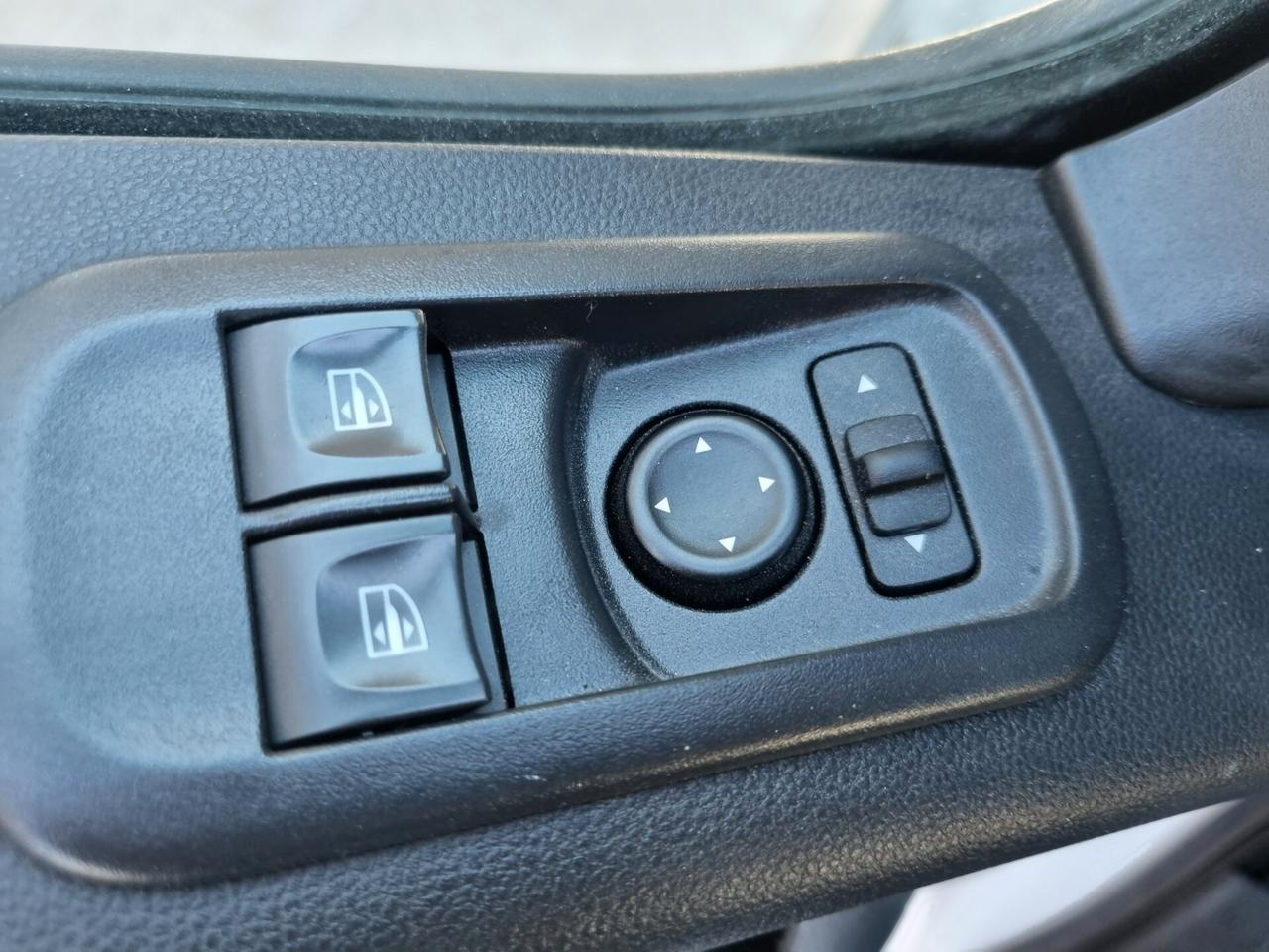 NISSAN NV400 35 2.3 dci 135cv