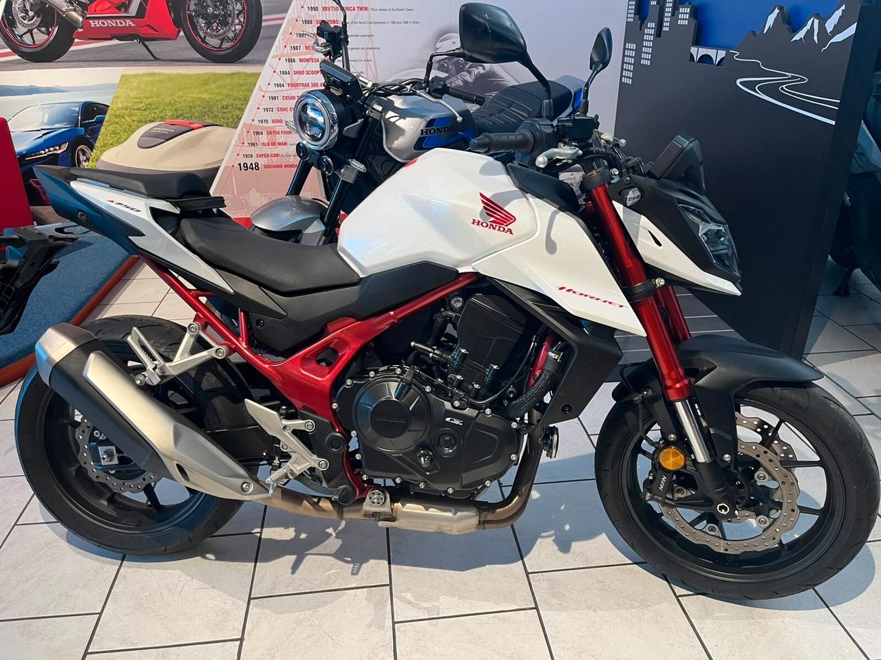 Honda Hornet 750