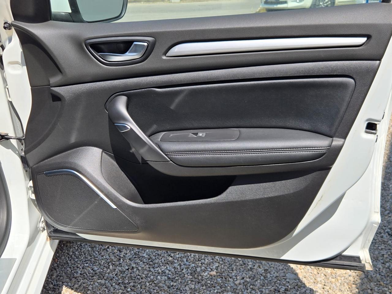 Renault Megane Mégane TCe 130 CV EDC Energy Intens