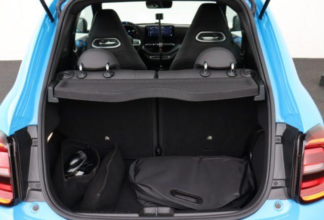 ABARTH 500e Scorpionissima JBL Premium Tetto Panoramico