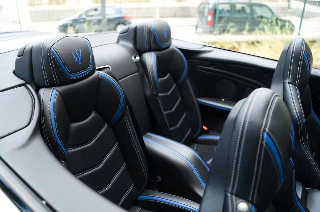 Maserati GranCabrio 4.7 V8 MC