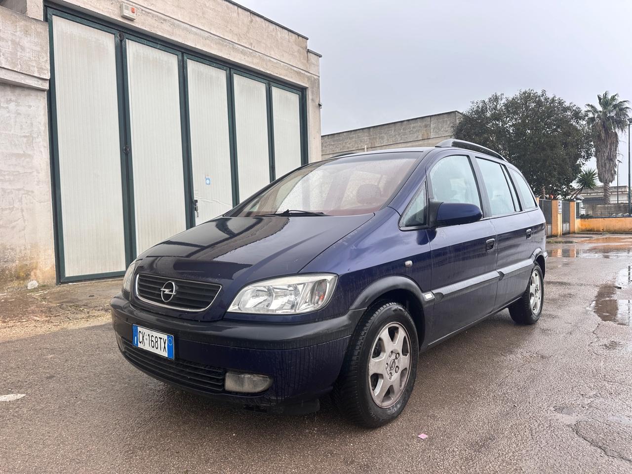 Opel Zafira 2.0d Elegance-2002 !!7 posti !!