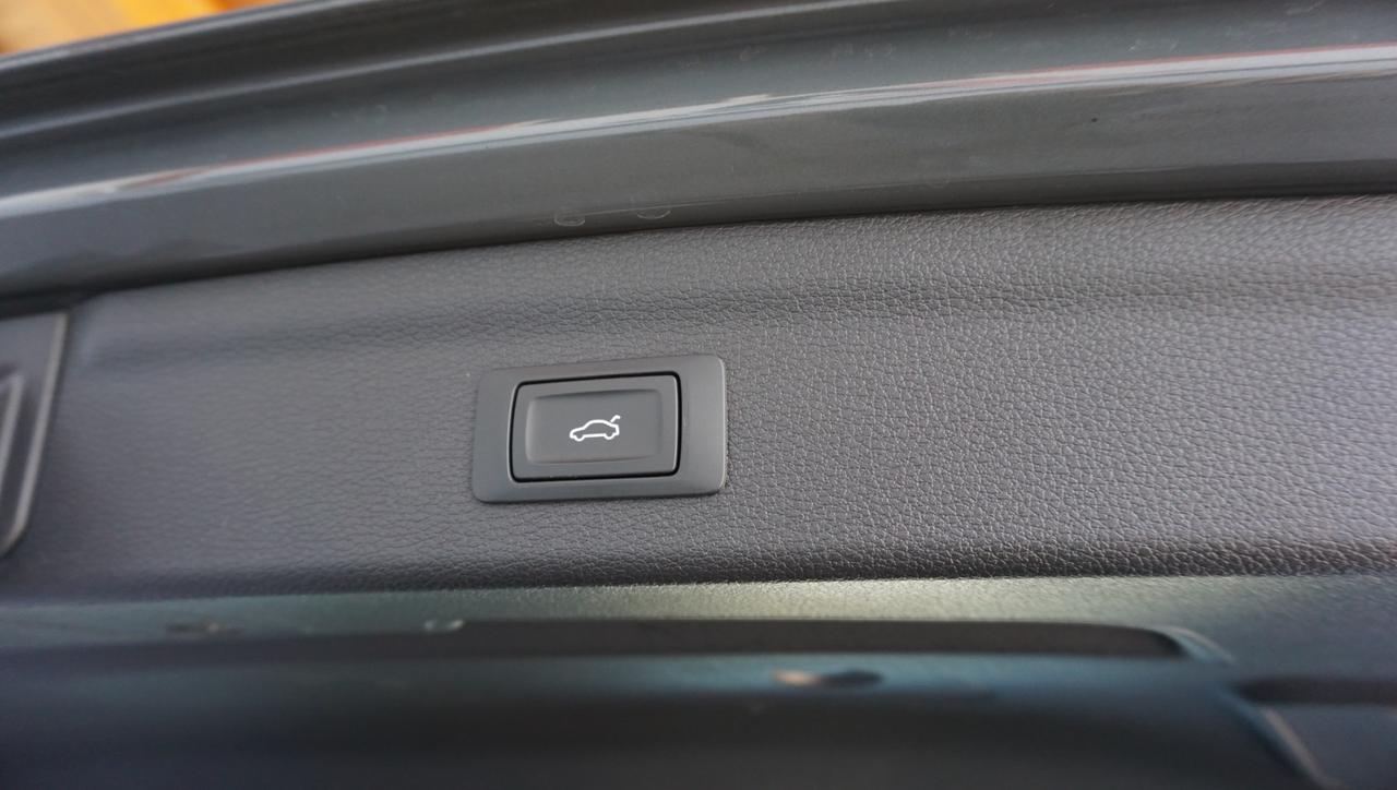 Audi Q3 40 2.0 tdi S line edition quattro 200cv s-tronic