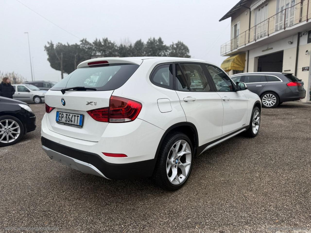 BMW X1 sDrive16d Sport Line