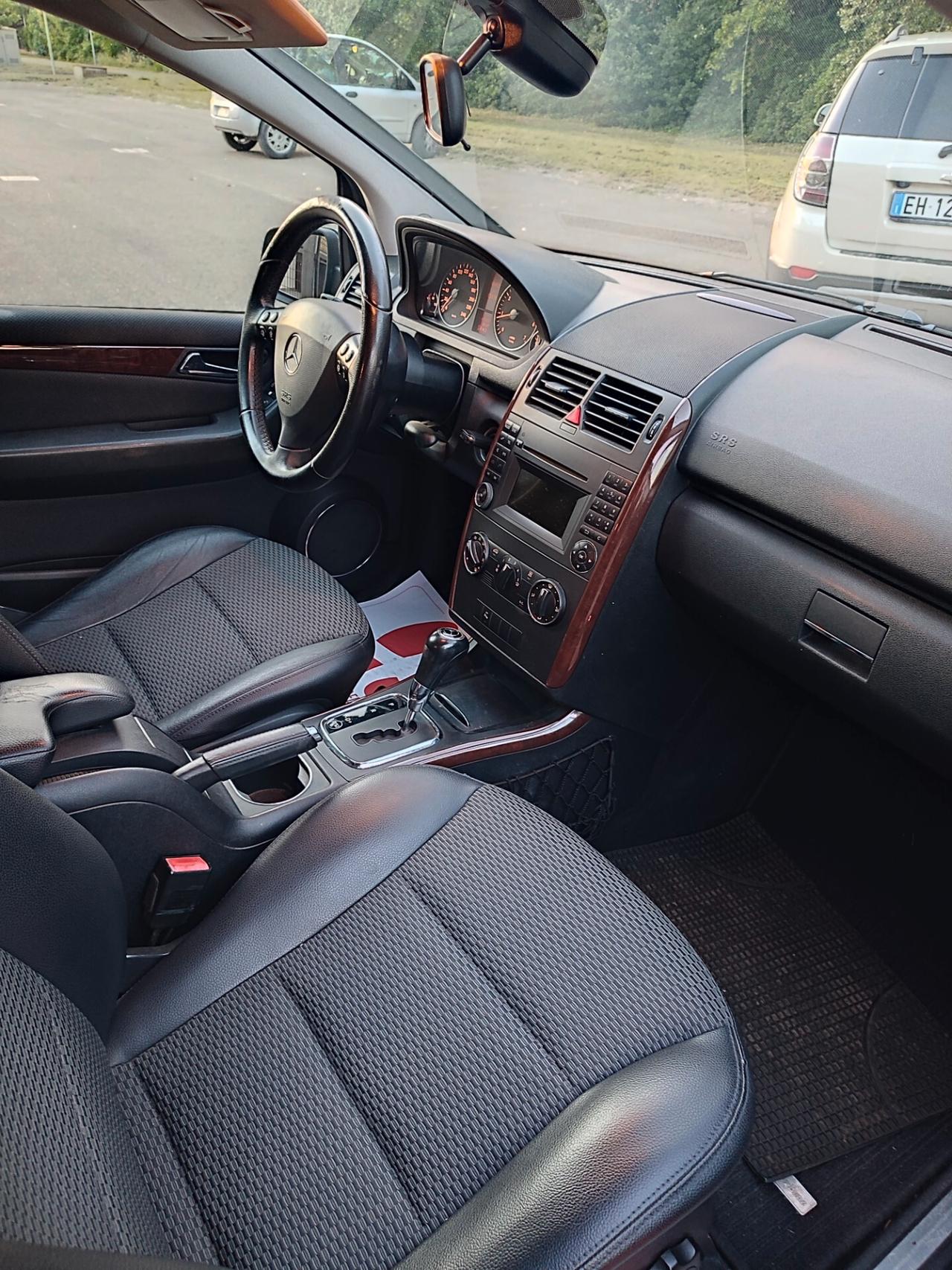 MERCEDES CLASSE A160 BENZINA AUTOMATICA POCHI KM