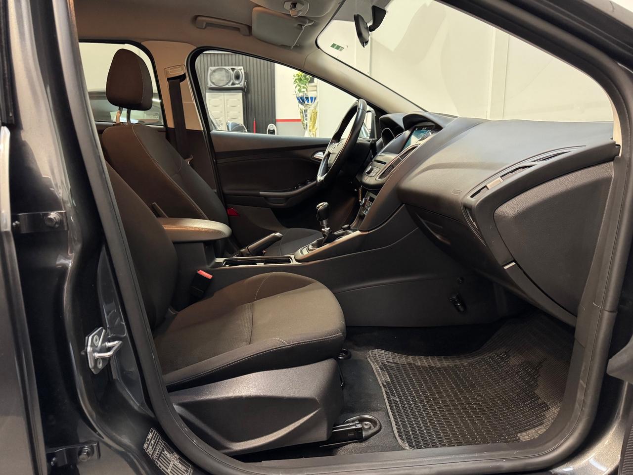 Ford Focus 2.0 TDCi 150 CV Start&Stop Powershift SW Titanium X