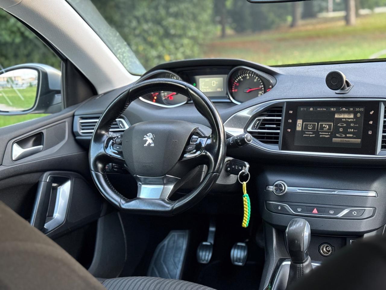 Peugeot 308 BlueHDi 100 S&S Active