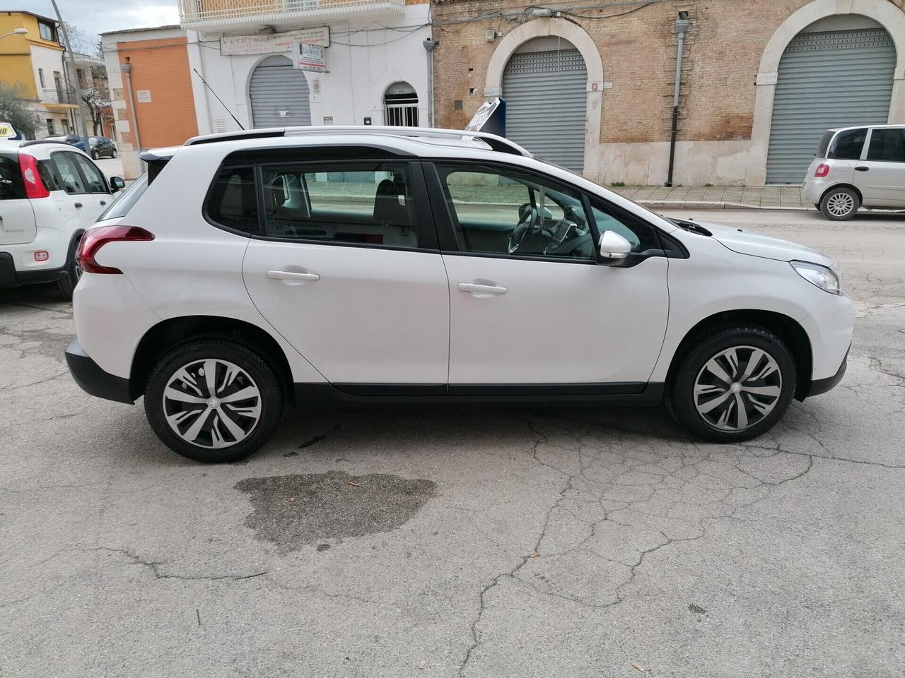 Peugeot 2008 BlueHDi 100 Active