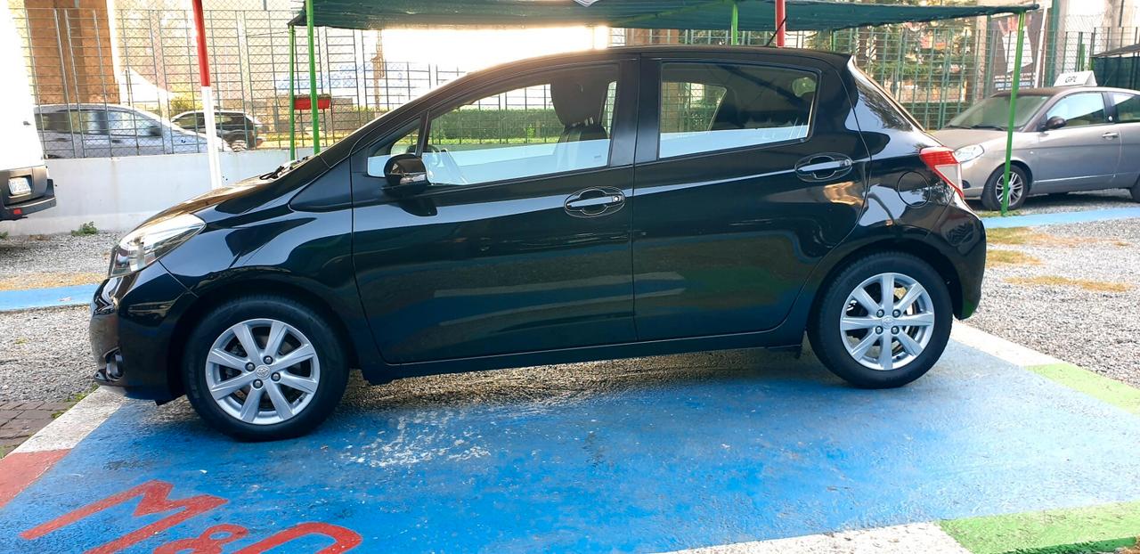 TOYOTA YARIS 1.3 BENZINA E/5B OK NEOPATENTATI