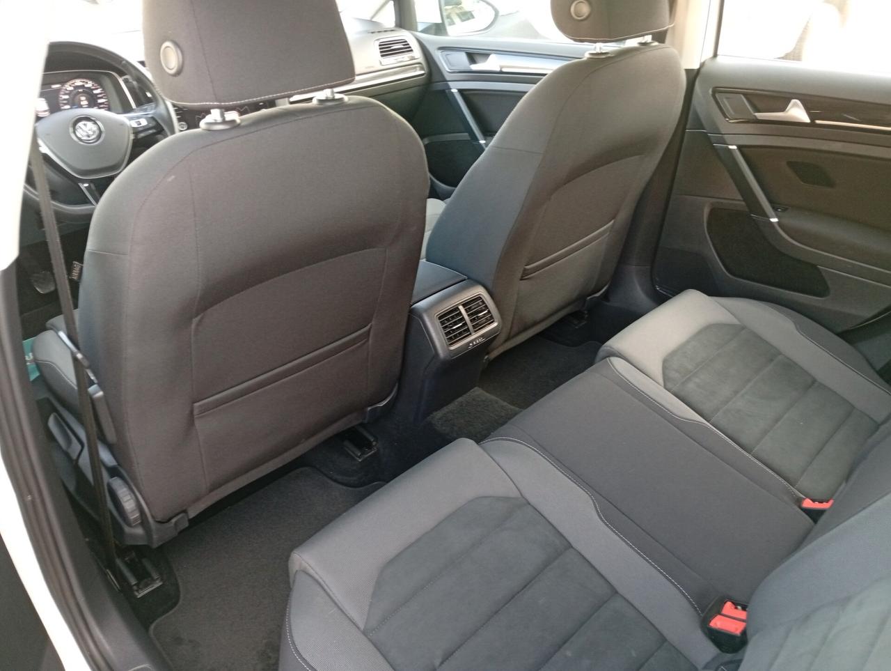 Volkswagen Golf 2.0 TDI 5p. Highline BlueMotion Technology