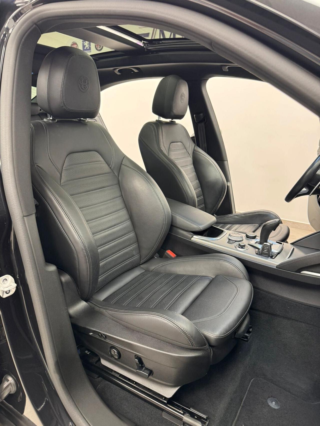 Alfa Romeo Stelvio 2.2 Turbodiesel 190 CV AT8 Q4 Sprint