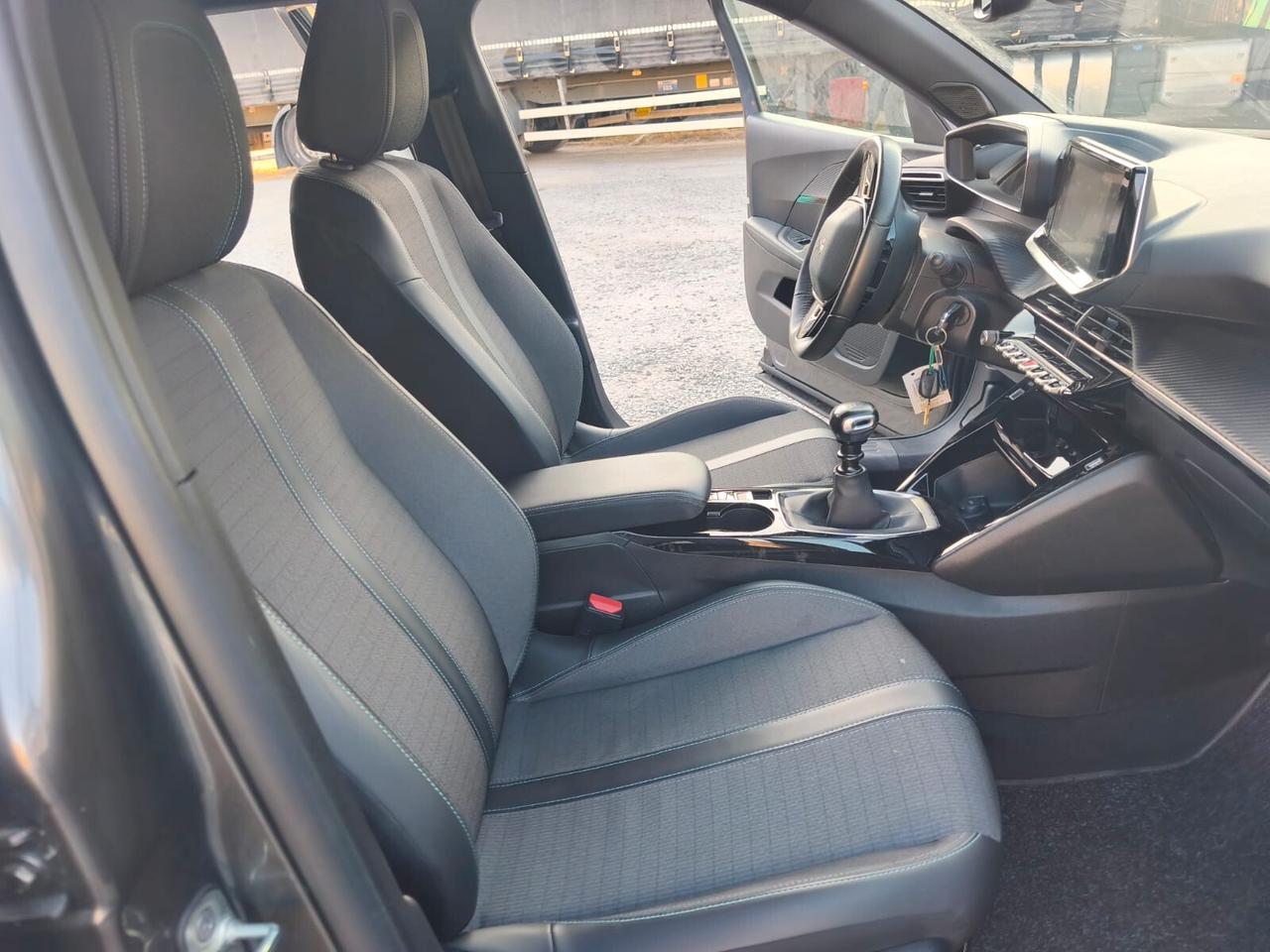 Peugeot 2008 -2023----1.2 Benzina