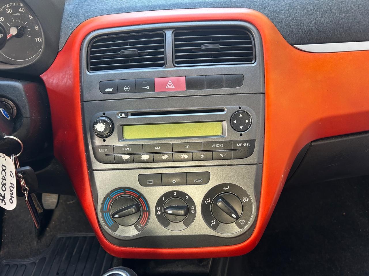 Fiat Grande Punto 1.2 Dynamic 65cv *100.000KM*NEOPATENTATI*