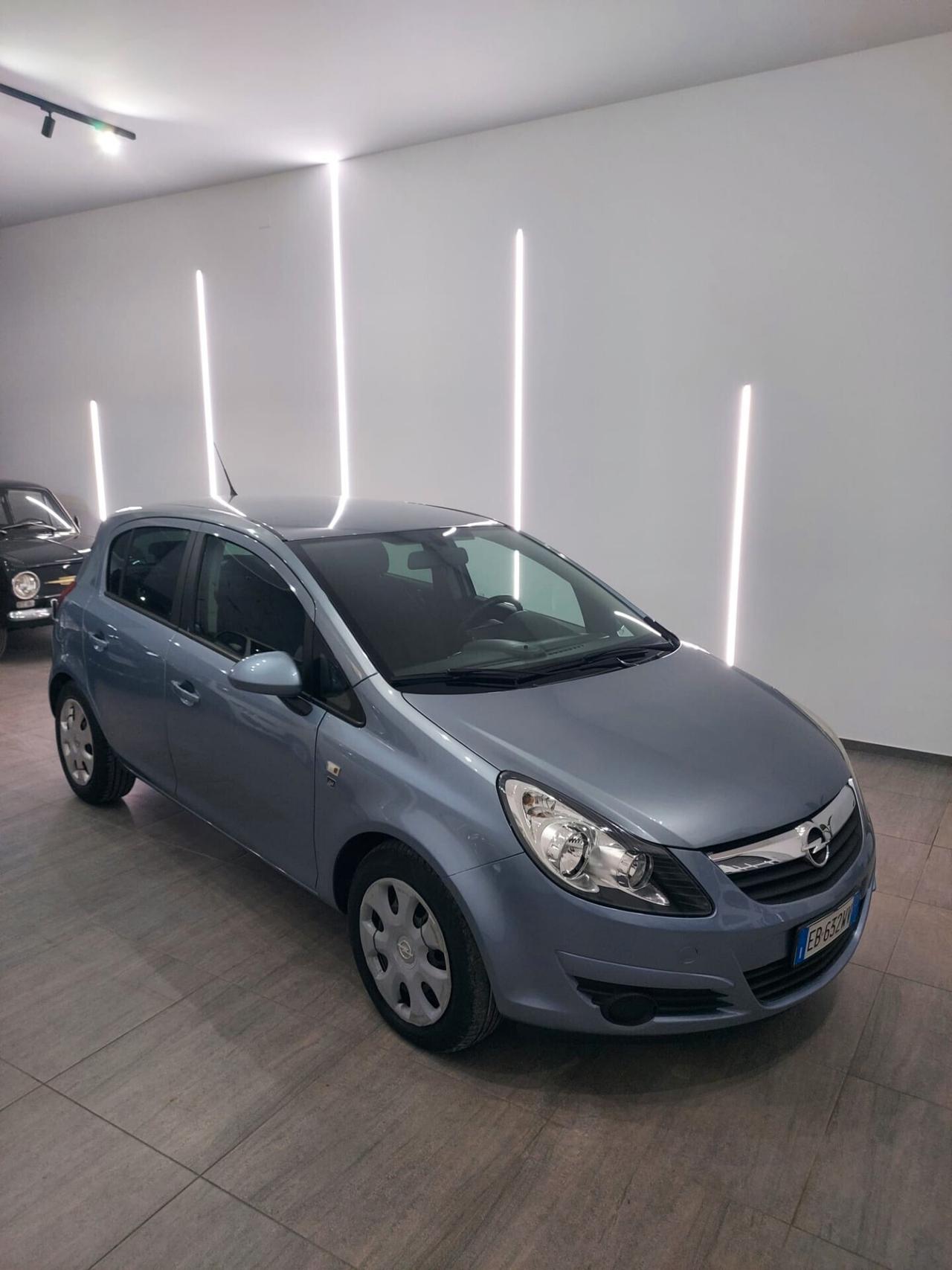 Opel Corsa 1.2 5 porte Easytronic 111 2010