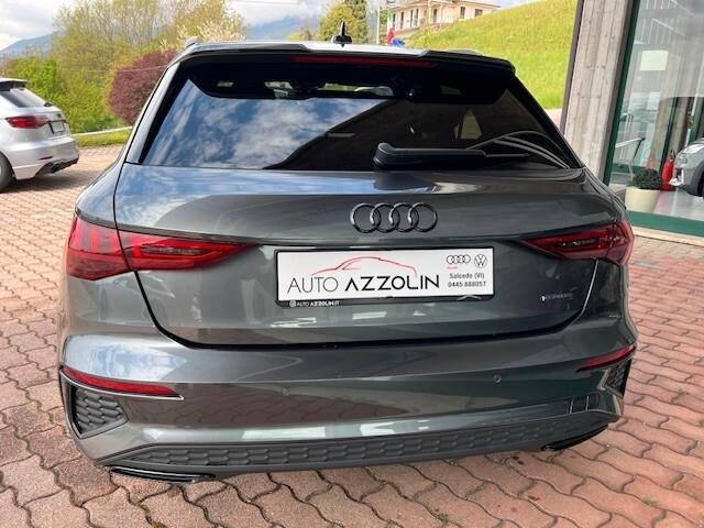 Audi A3 Sportback 40 Tdi Q- S-tr. S-line, 19", Look nero
