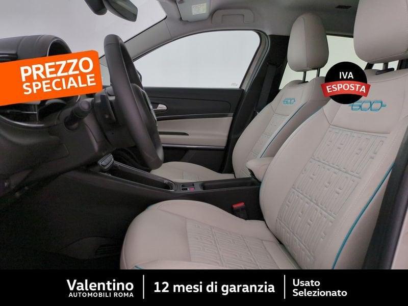 FIAT 600 Hybrid MHEV La Prima