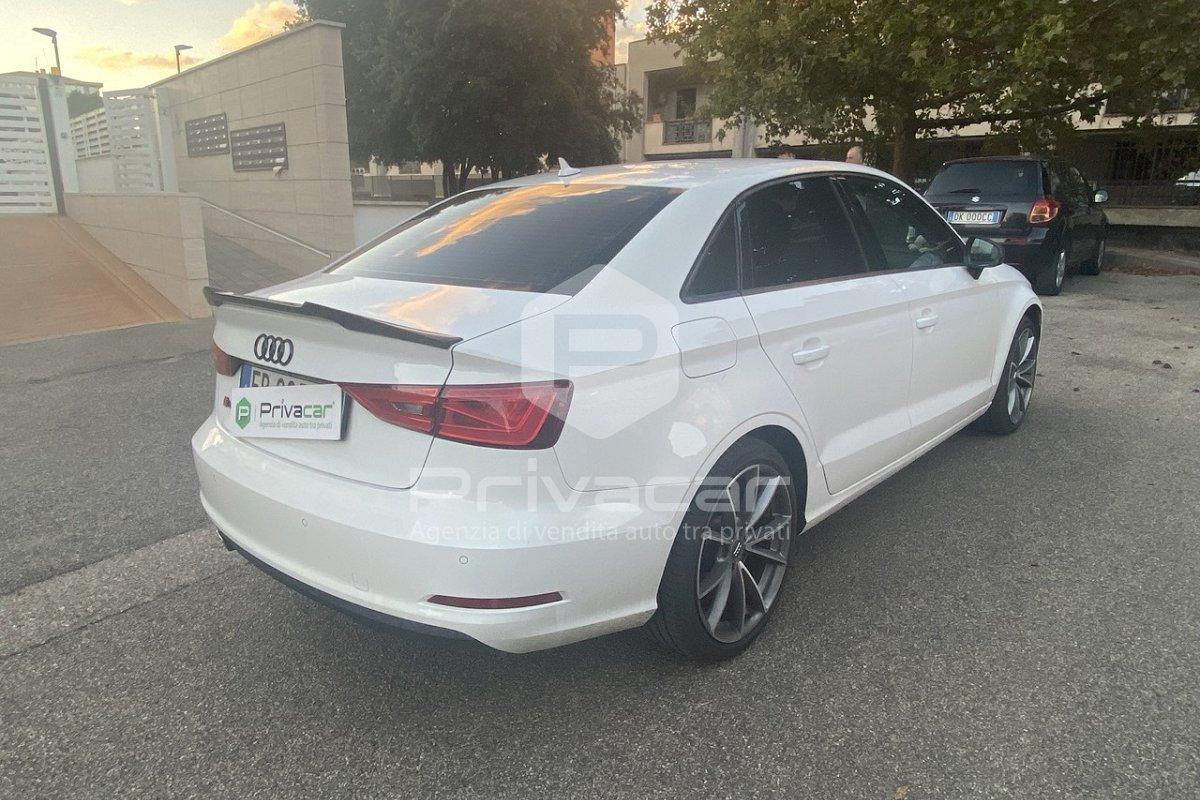 AUDI A3 Sedan 1.6 TDI clean diesel Ambiente
