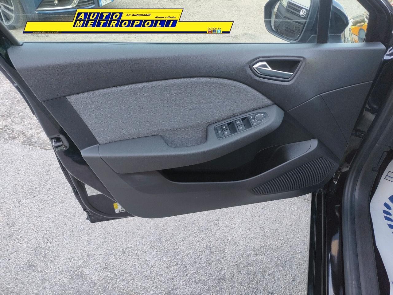 Renault Clio Techno TCE 90 GPL*