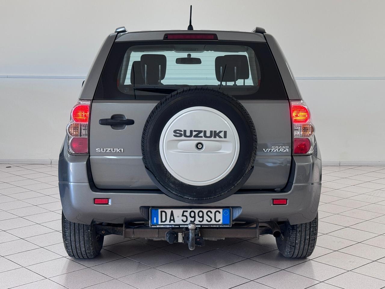 Suzuki Grand Vitara 1.9 DDiS 3 porte GANCIO TRAINO + RIDOTTE