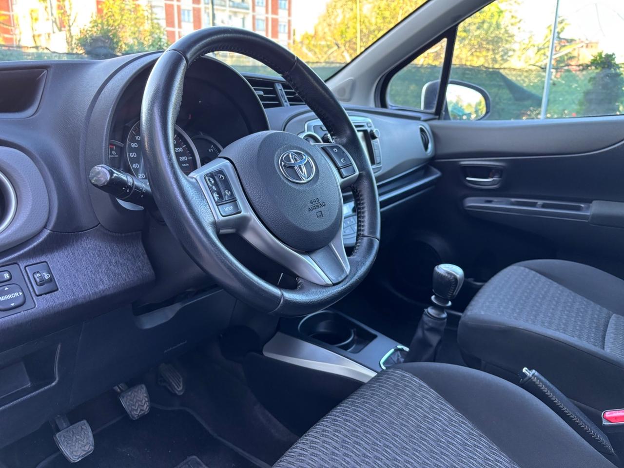 Toyota Yaris 1.4 D-4D 5 porte Lounge OK NEOPATENTATI