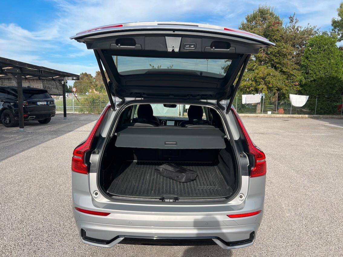 Volvo XC 60 B4 (d) AWD automatico Plus Dark