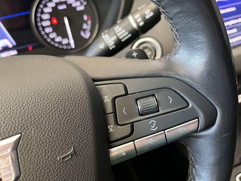 Cadillac XT4 XT4 2.0 td Premium Luxury awd auto