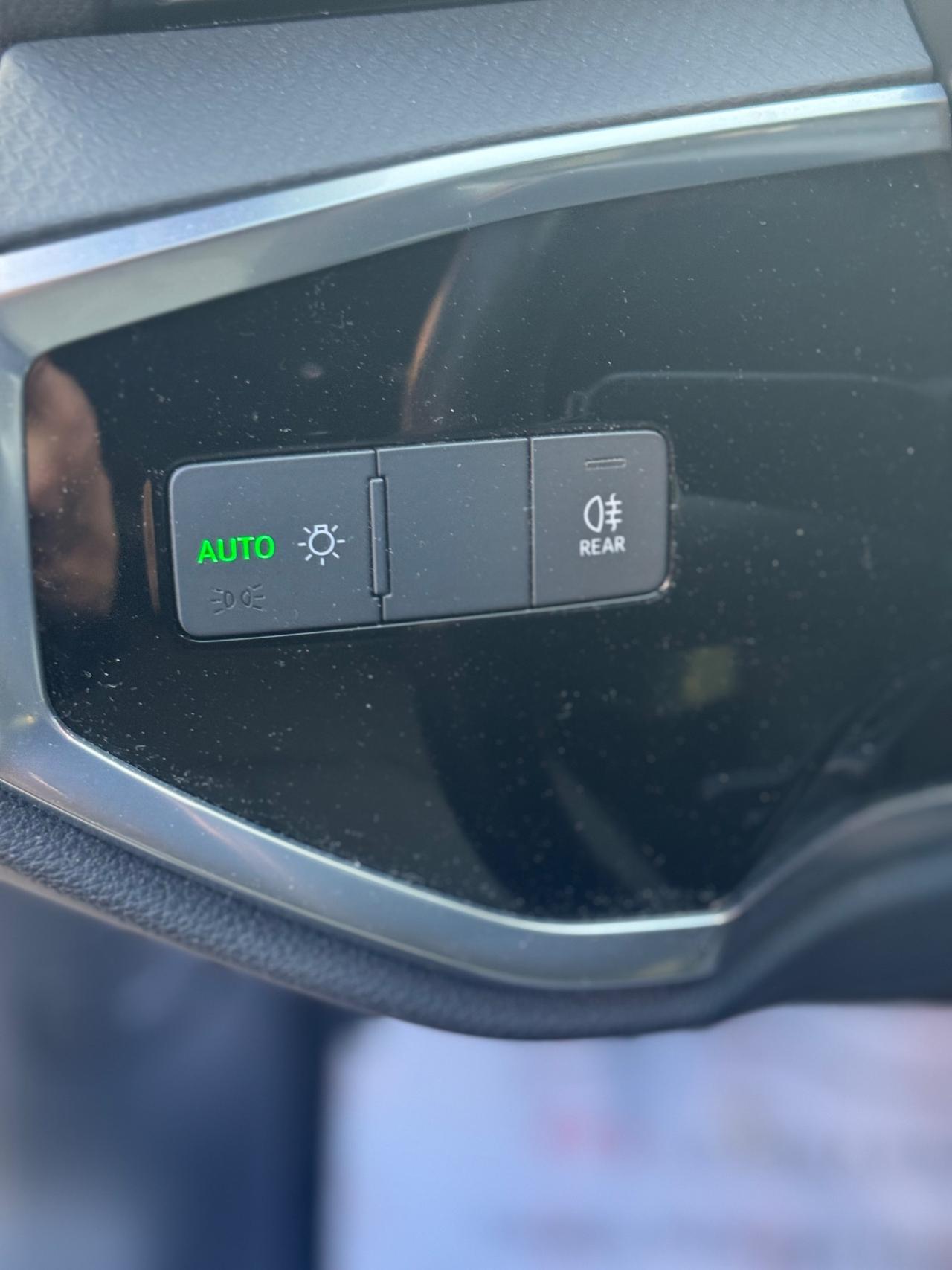 Audi Q3 35 TFSI S line edition