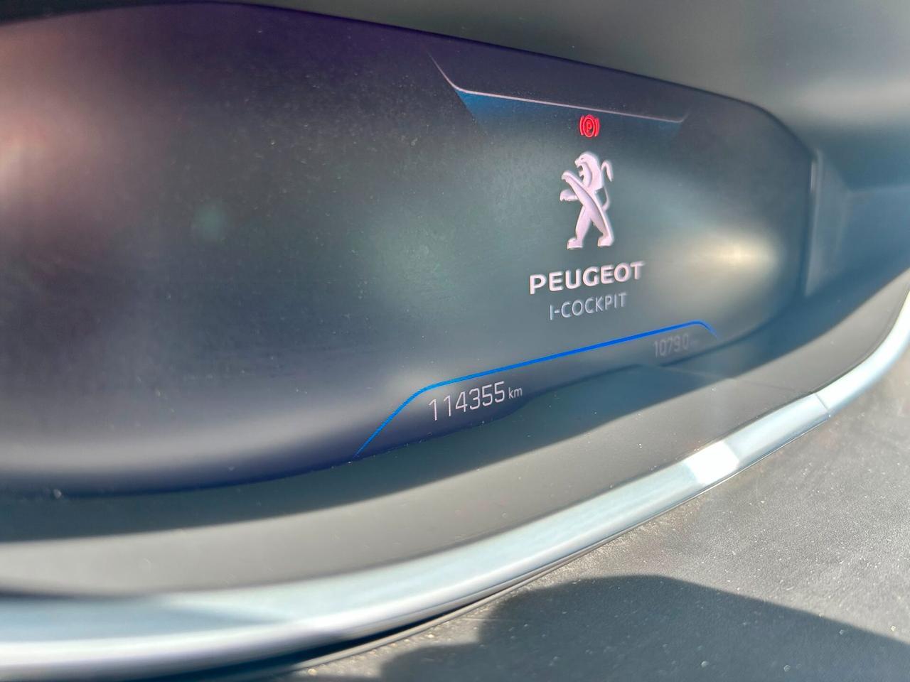 Peugeot 3008 BlueHDi 130 S&S EAT8 Active Pack