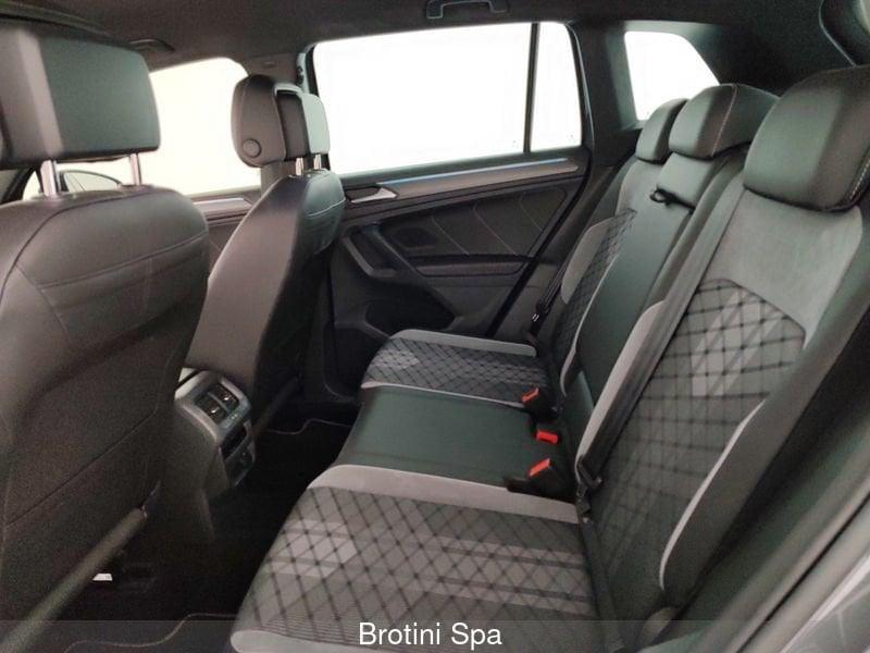 Volkswagen Tiguan 2.0 TDI SCR 110KWR-Line DSG