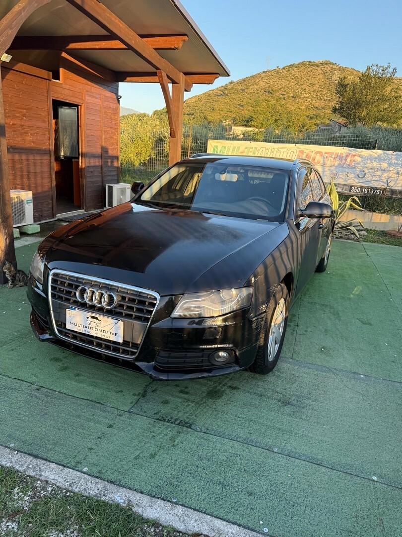 AUDI A4 AVANT