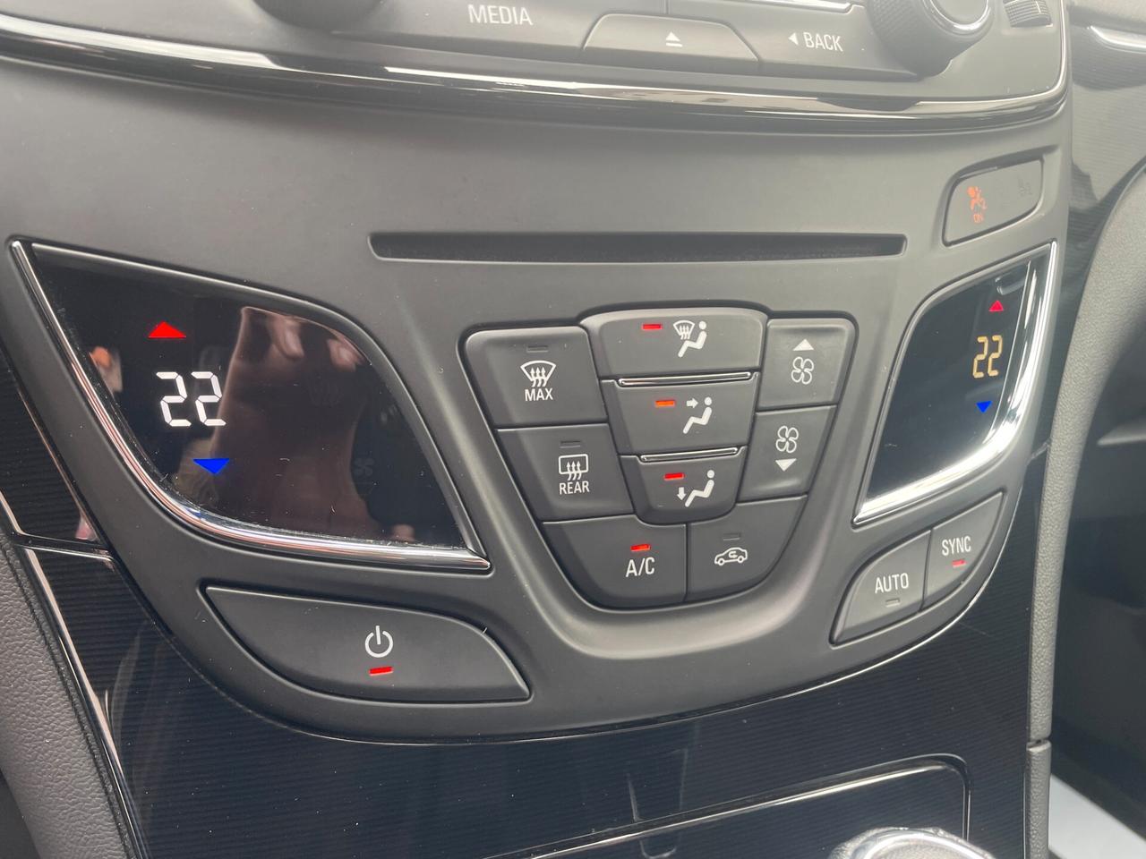 Opel Insignia AUTOMATICA - EURO 6