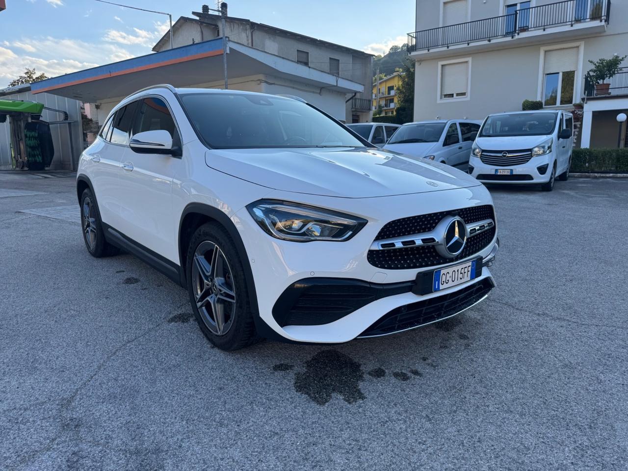 Mercedes-benz GLA 200 180 d Premium AMG