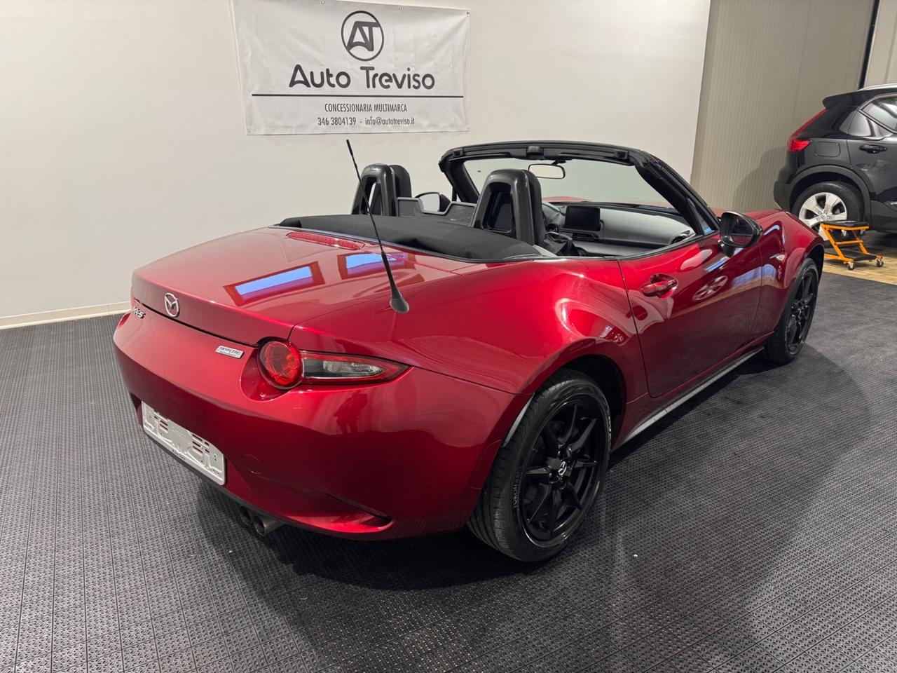 Mazda MX-5 1.5L Skyactiv-G Exceed