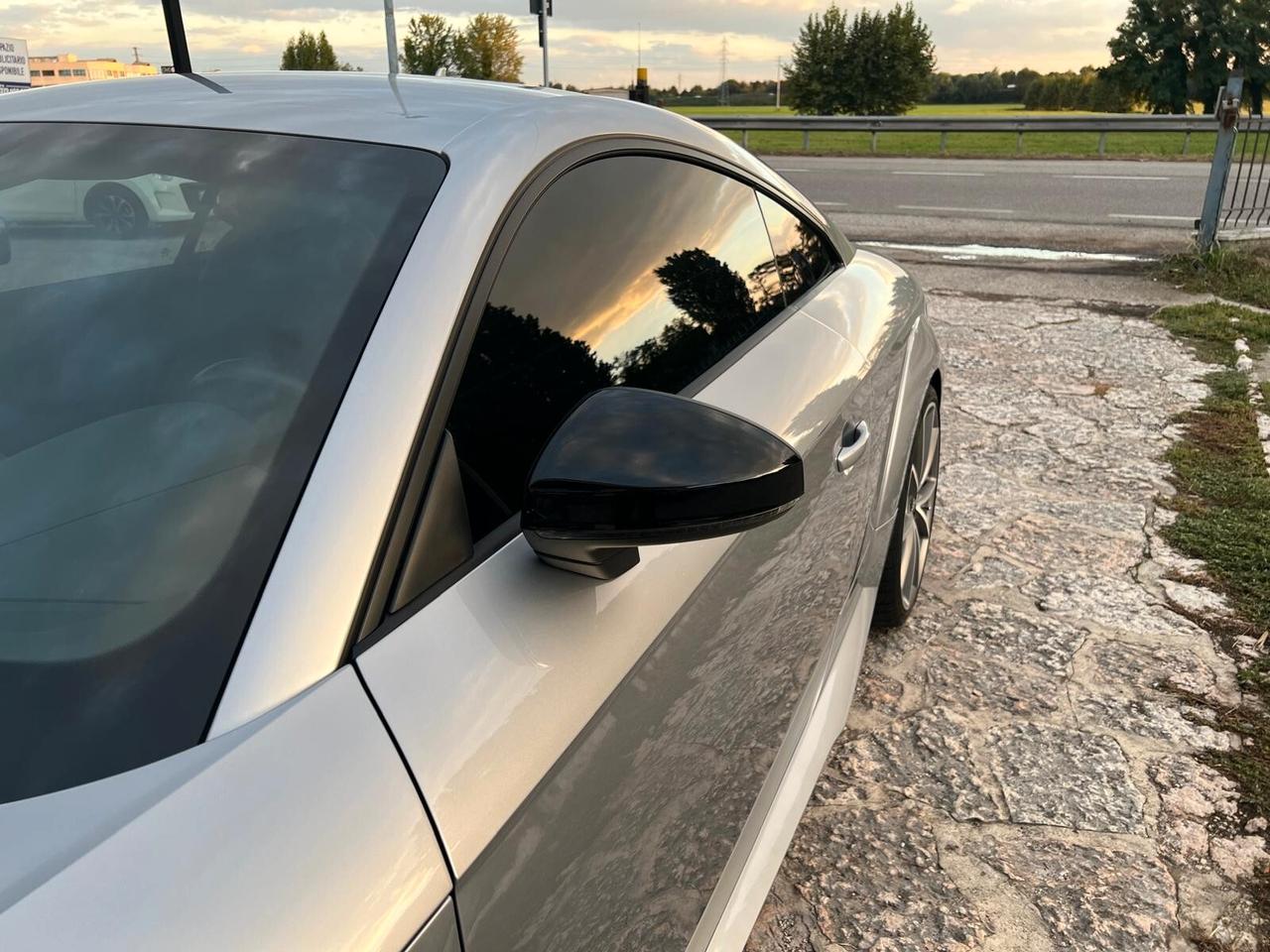 Audi TT Coupé 2.0 TFSI S tronic Sline AKRAPOVIC