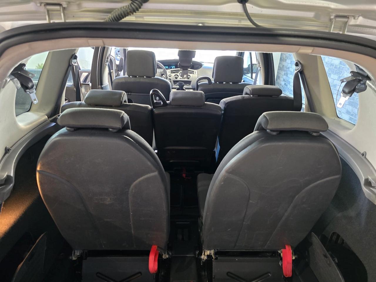 Renault Scenic Grand Scénic 1.9 dCi/130CV PlayStation Portable 7 posti