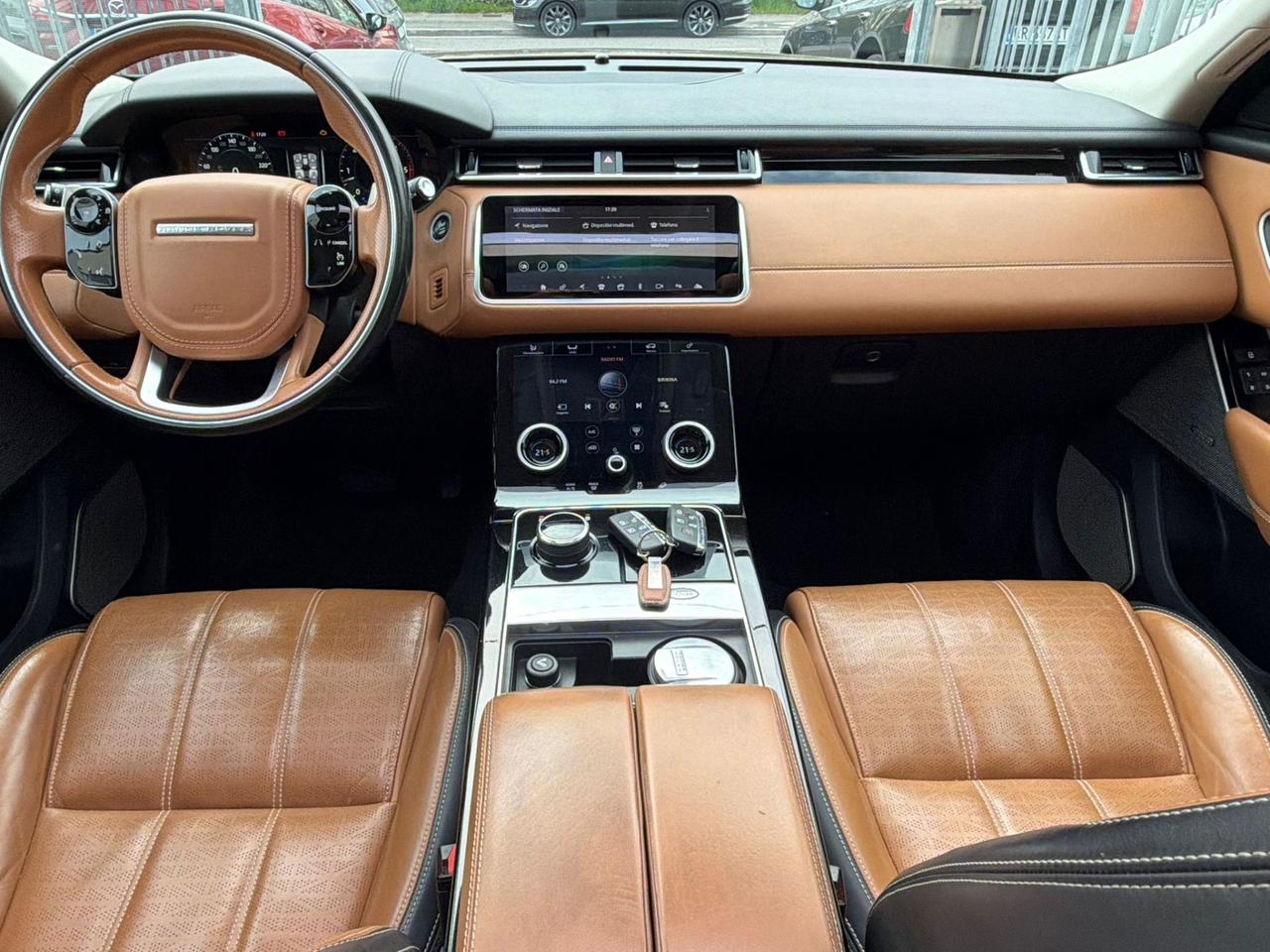 Land Rover Range Velar 3.0 V6 SD6 300 CV First Edition