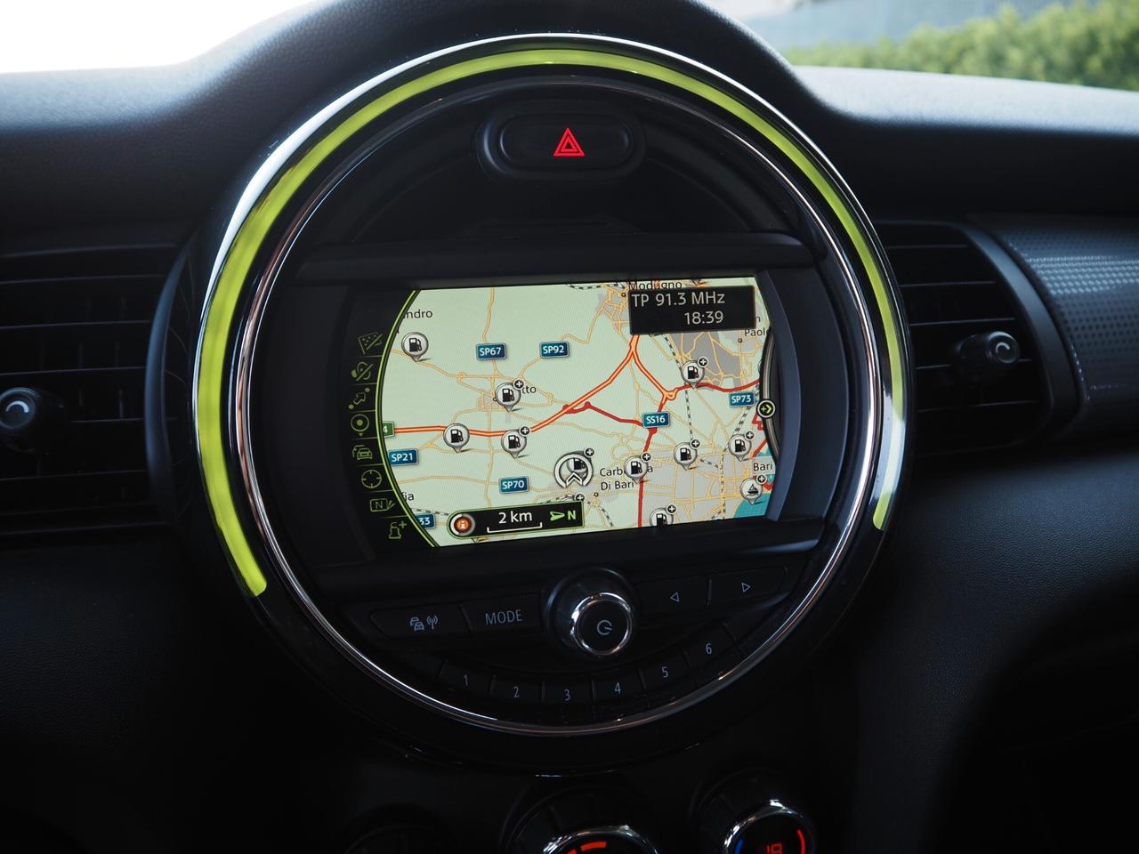 Mini Cooper 1.5 D Hype autom
