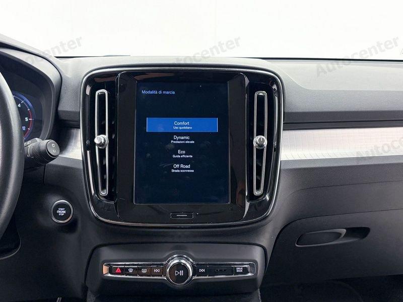 Volvo XC40 D3 150CV MAN MOMENTUM
