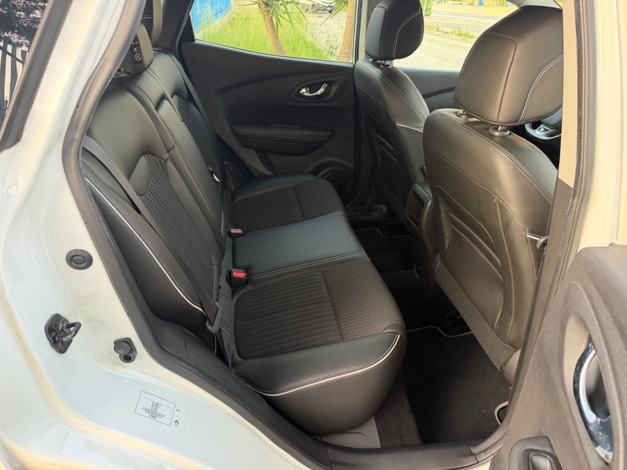 Renault Kadjar 1.5 dci 110 CV 2015 NAVIG retroc