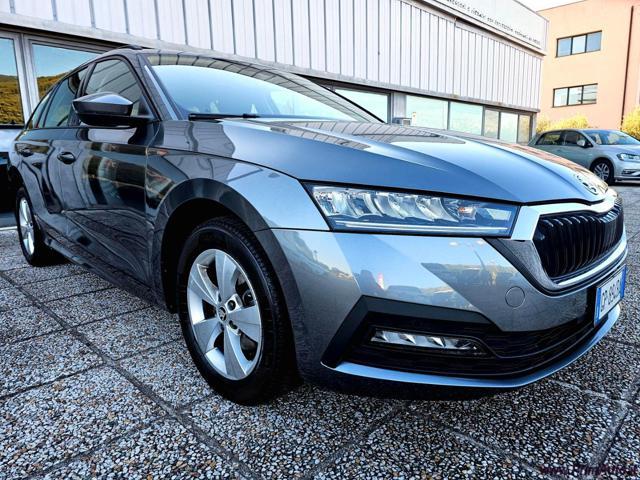 SKODA Octavia 2.0 TDI EVO SCR 150 CV DSG Wagon Executive