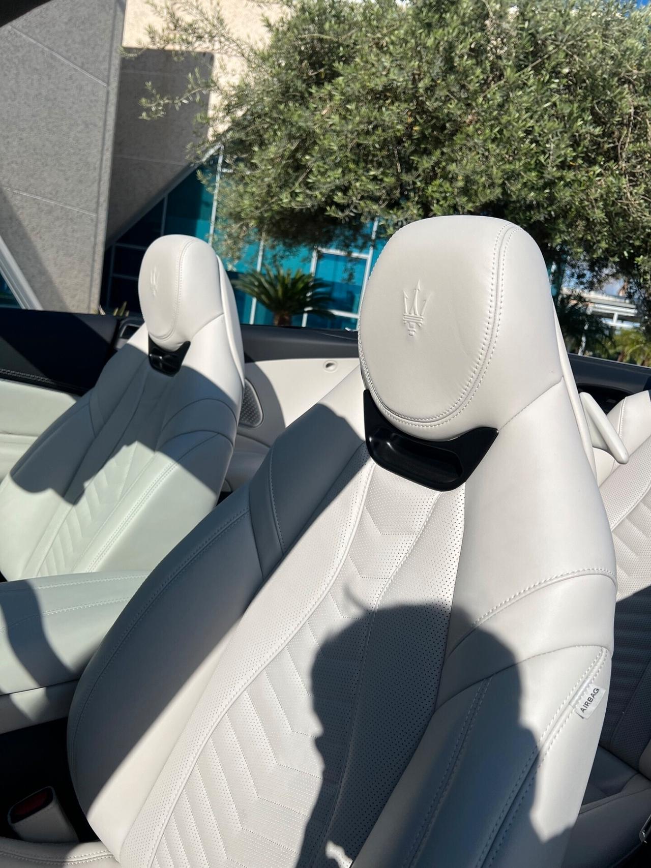 Maserati GranCabrio V6 490 CV AWD possibilità noleggio no scoring