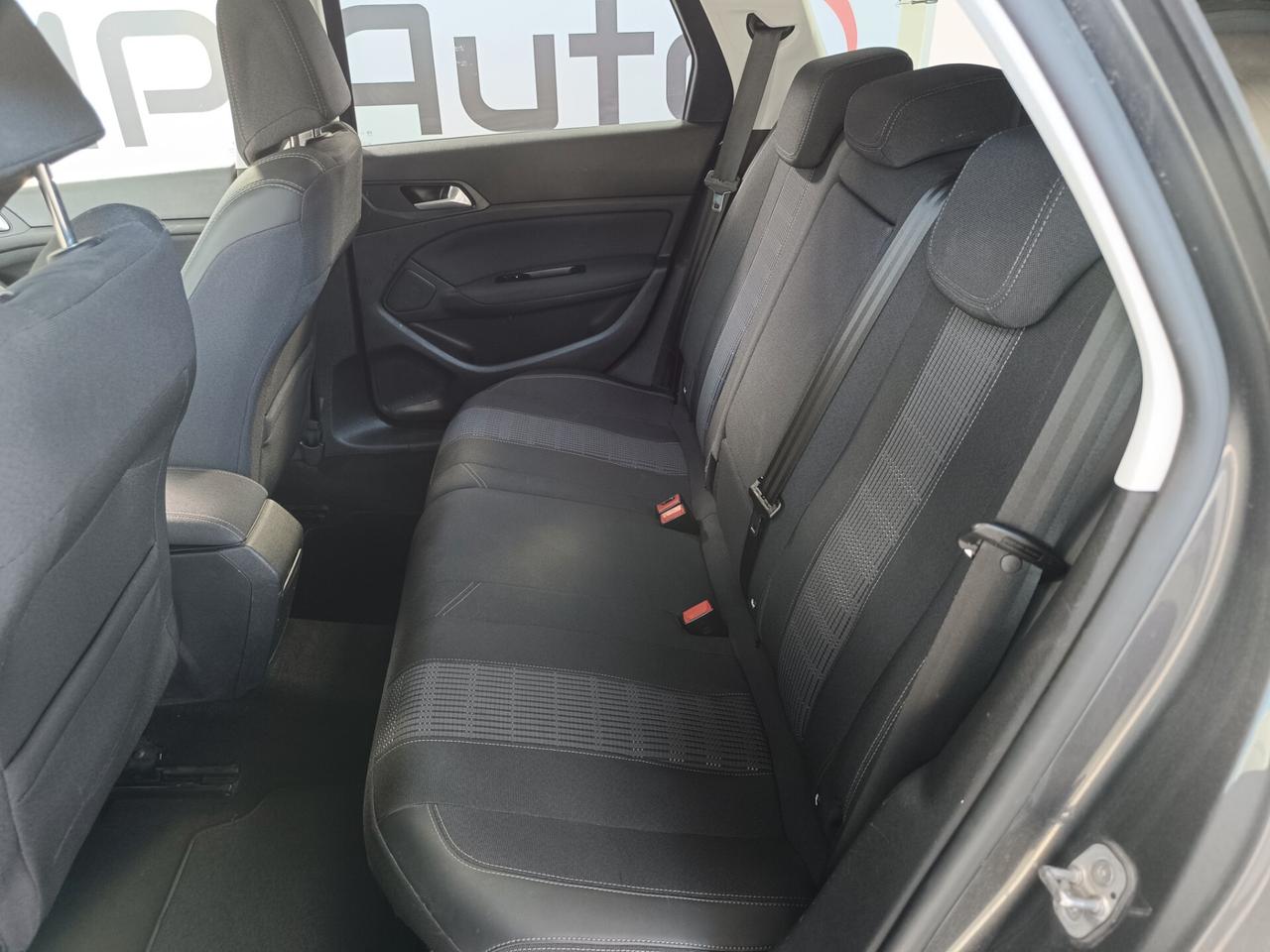 Peugeot 308 BlueHDi 130 S&S SW Active Business