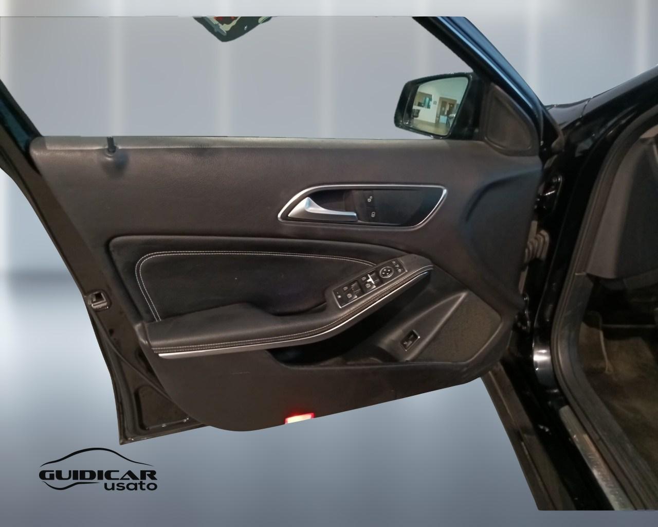 Mercedes-Benz GLA-X156 2017 - GLA 200 d Sport auto