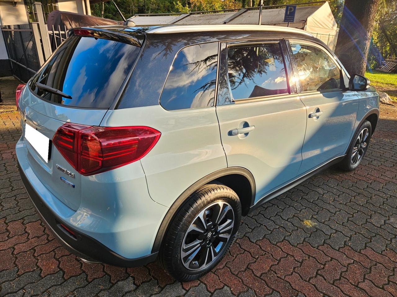 Suzuki Vitara 1.4 Hybrid Top