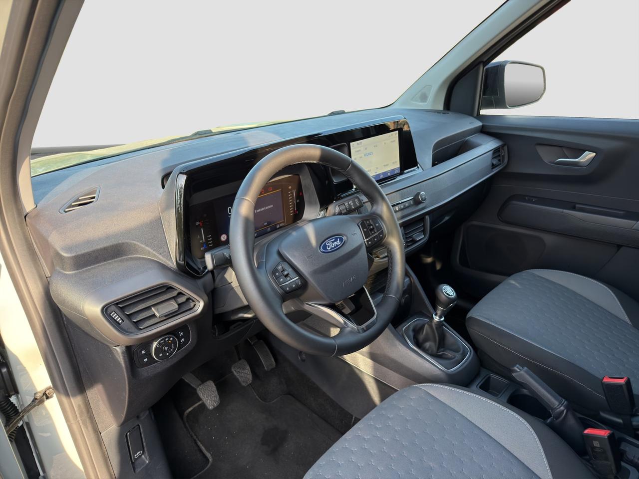 FORD Tourneo Courier 2ªs Tourneo Courier 1.0 EcoBoost Titanium